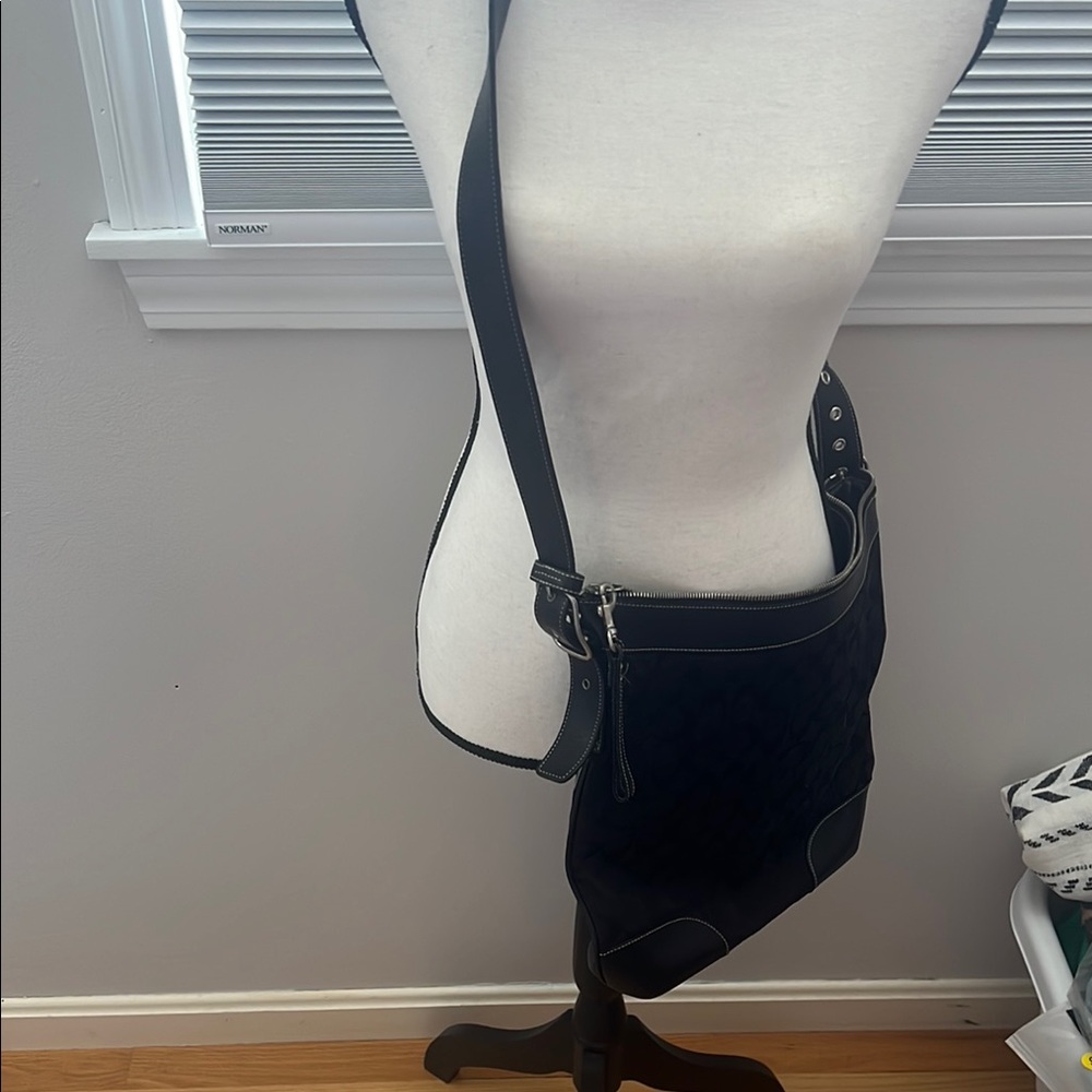 Black Textured Crossbody Bag with Adjustable Strap